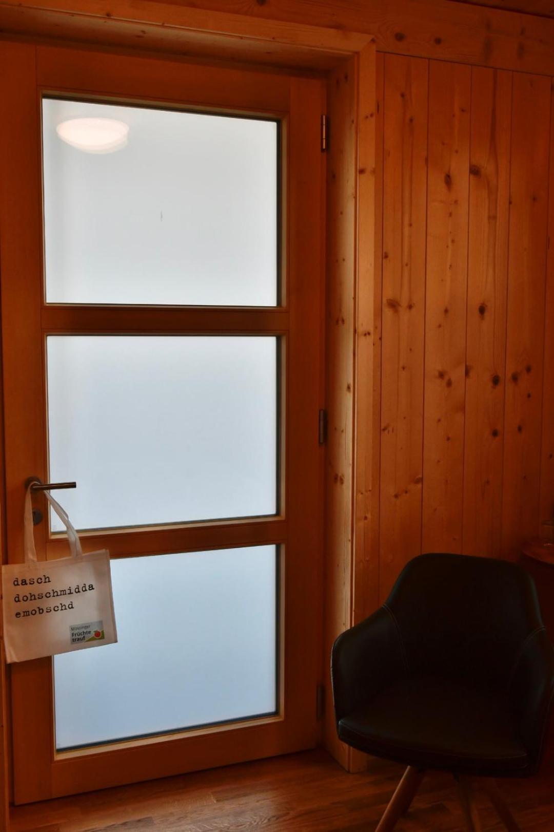 Uebernachtung Beim Bio-Metzger "Zimmer Rosl" Mossingen Bagian luar foto